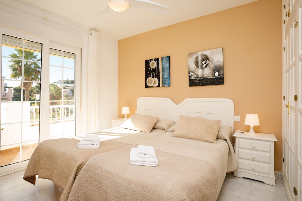 1 BEDROOM, DELUXE, APARTMENT, POOL VIEW, TERRACE