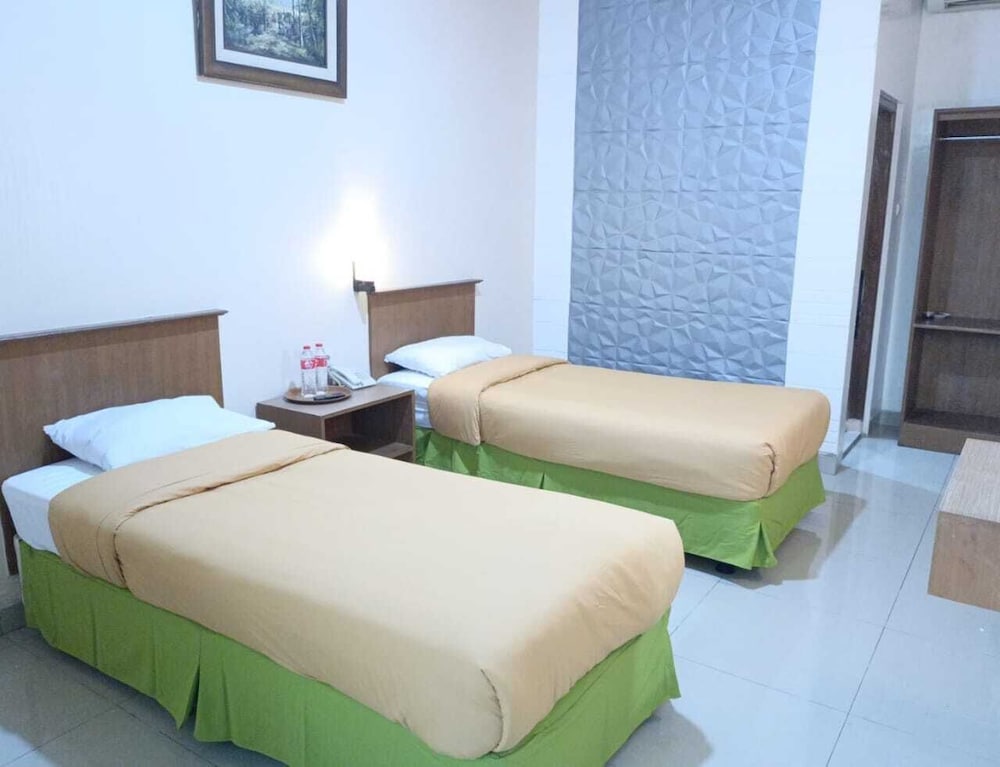 Malioboro Inn Solo 4/10