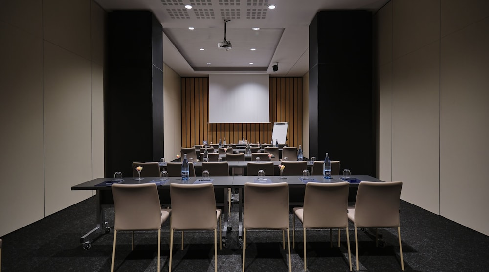 Hotel Sb Icaria Barcelona 67/74