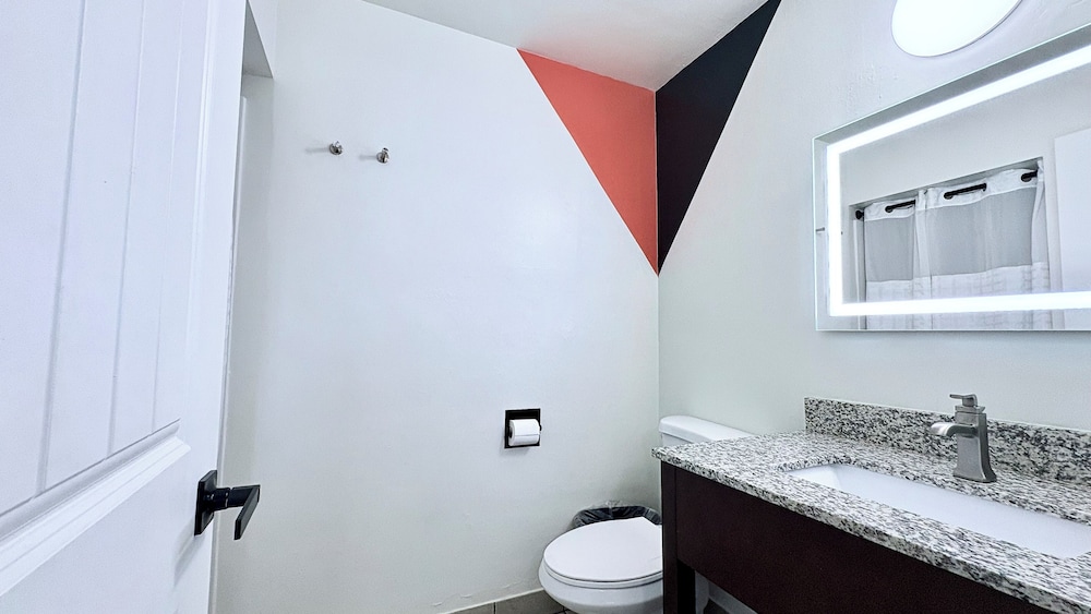 City Center Motel 47/50