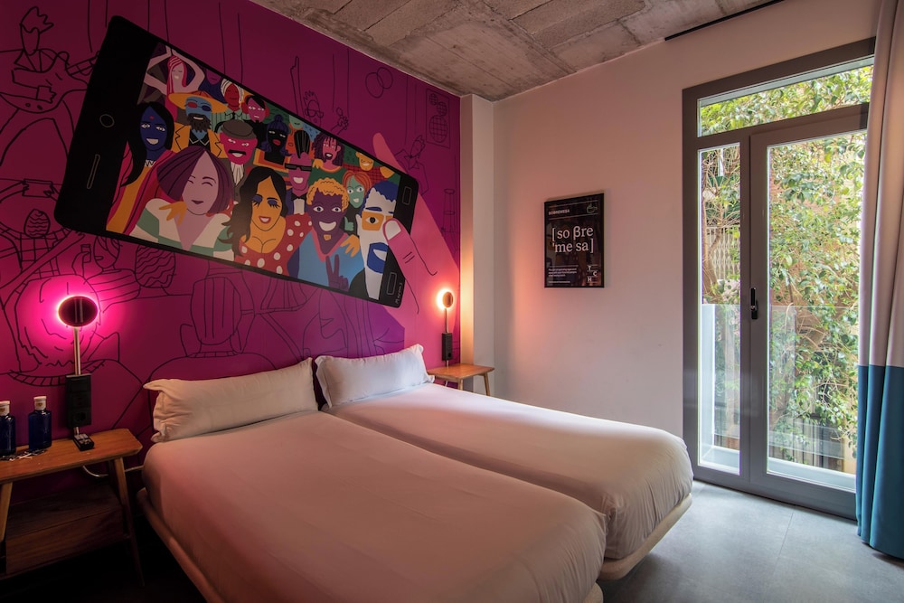 The Central House Lavapies 7/50