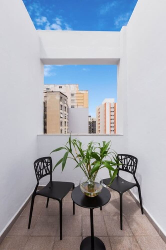 Rojas All Suites Hotel 40/56