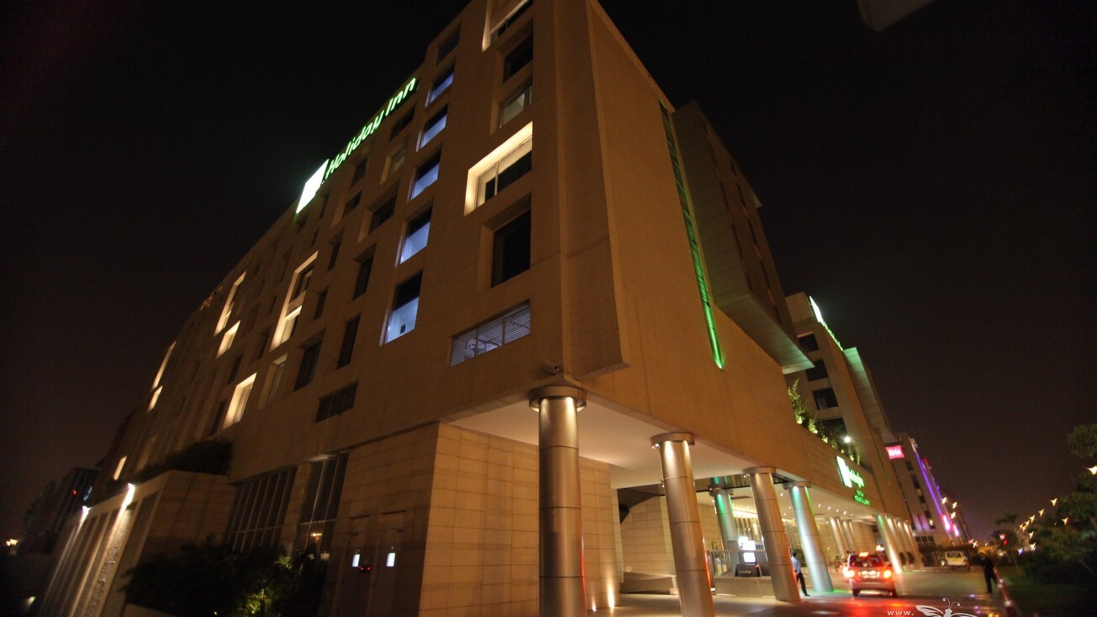 Holiday Inn New Delhi Aerocity by IHG 6/79
