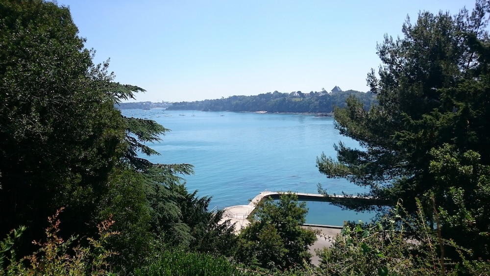Comfort Hotel Dinard Balmoral 45/49