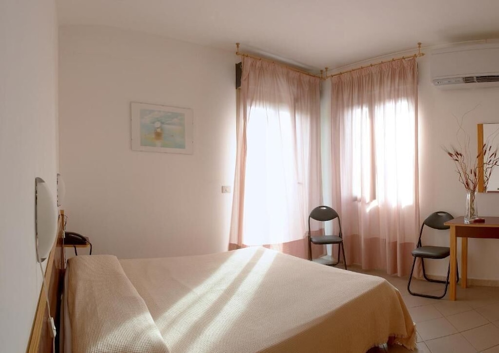 Mistral Hotel 21/62