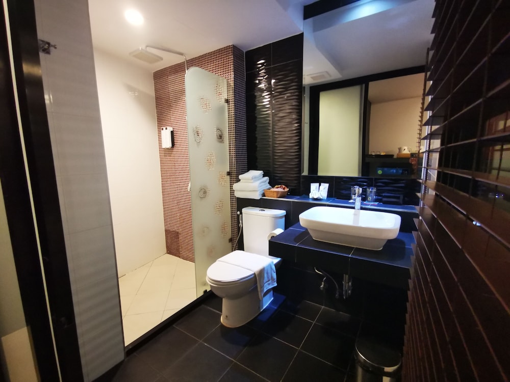 Mandy Nok Hotel 24/46