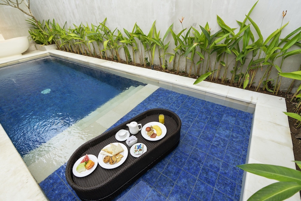 18 Suite Villa Loft Kuta 44/73