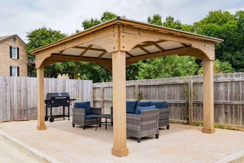Days Inn Suites By Wyndham Horn Lake Graceland Area 5/29