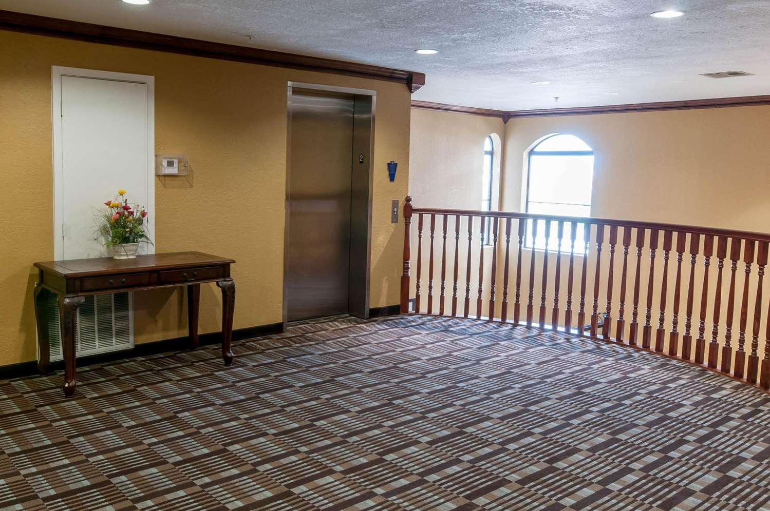 Comfort Inn North Conroe, TX 22/48