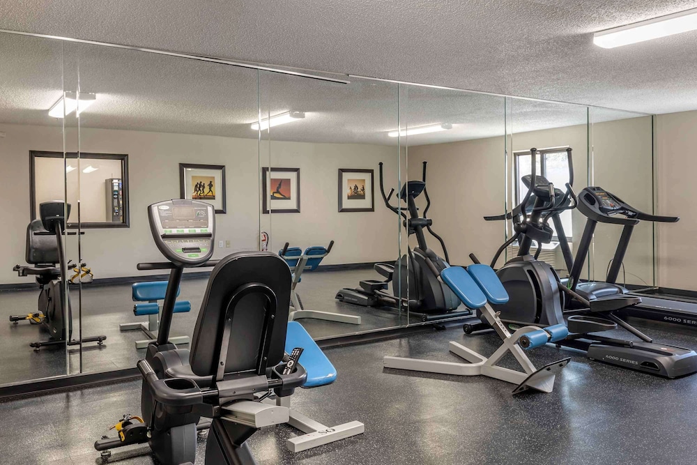 Extended Stay America - Arlington - Six Flags 22/50