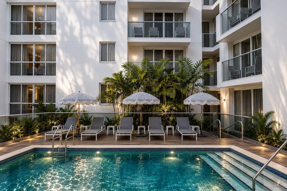 Roami at Habitat Brickell 6/50