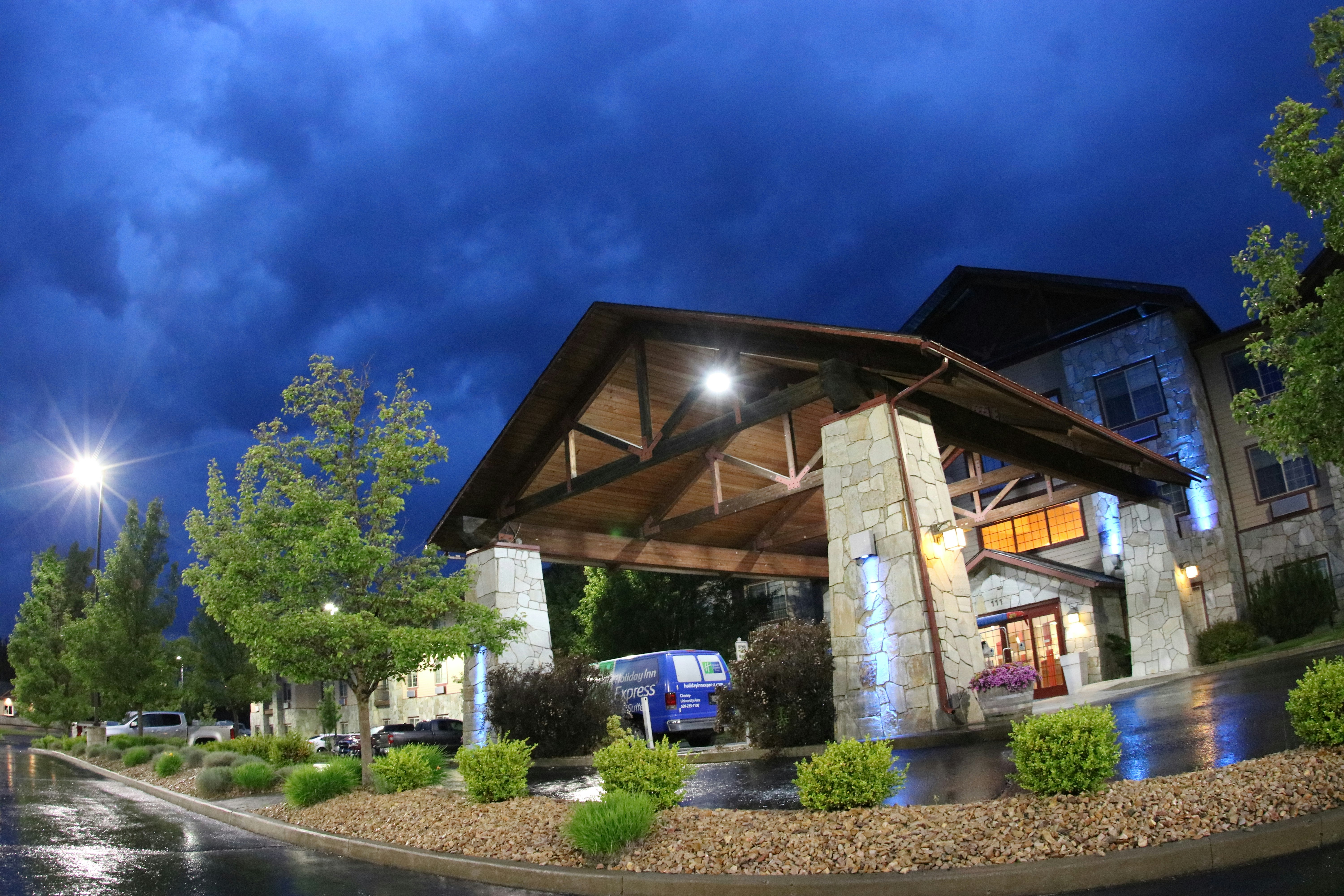 Holiday Inn Express Hotel Suites Cheney University Area 2/58