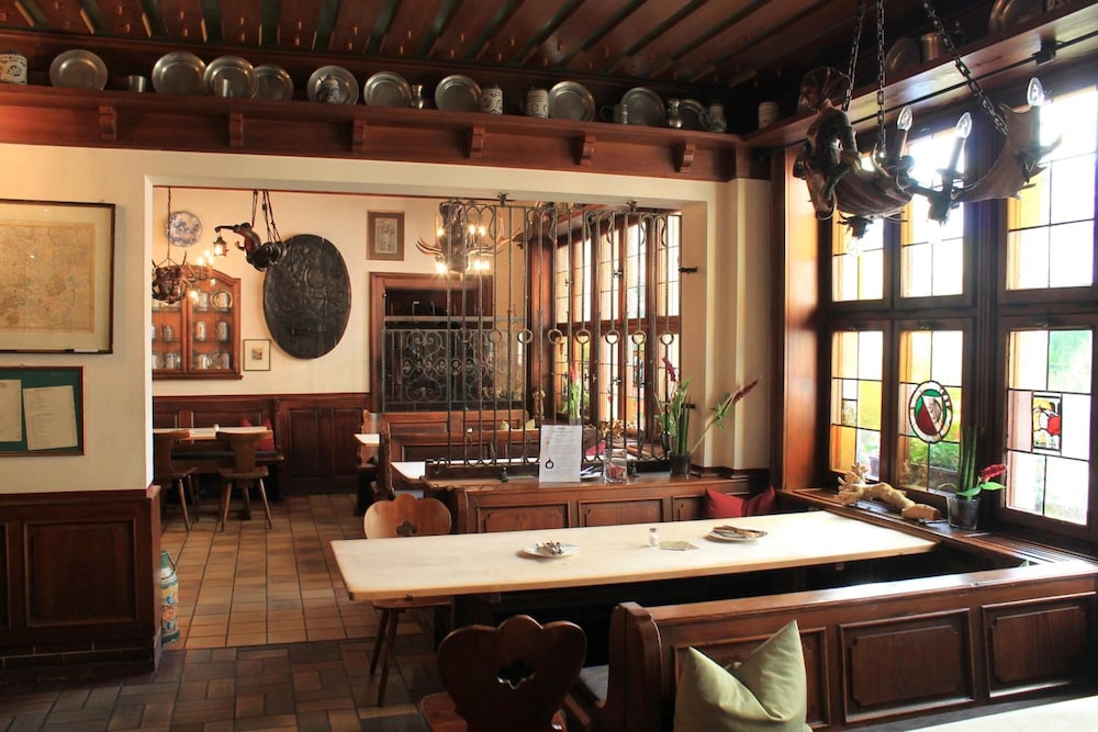 Steichele, Hotel Restaurant Weinstube 22/39