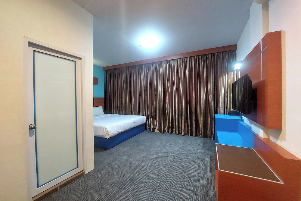 D'MERLION HOTEL 28/55