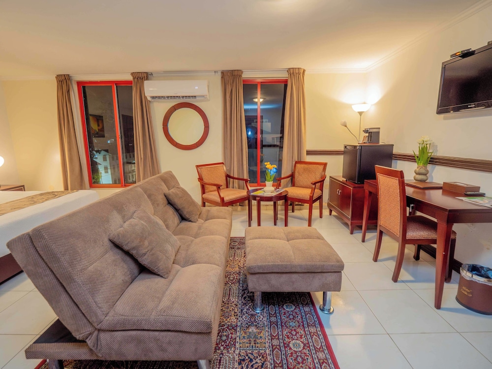 Hotel Palacio 27/50