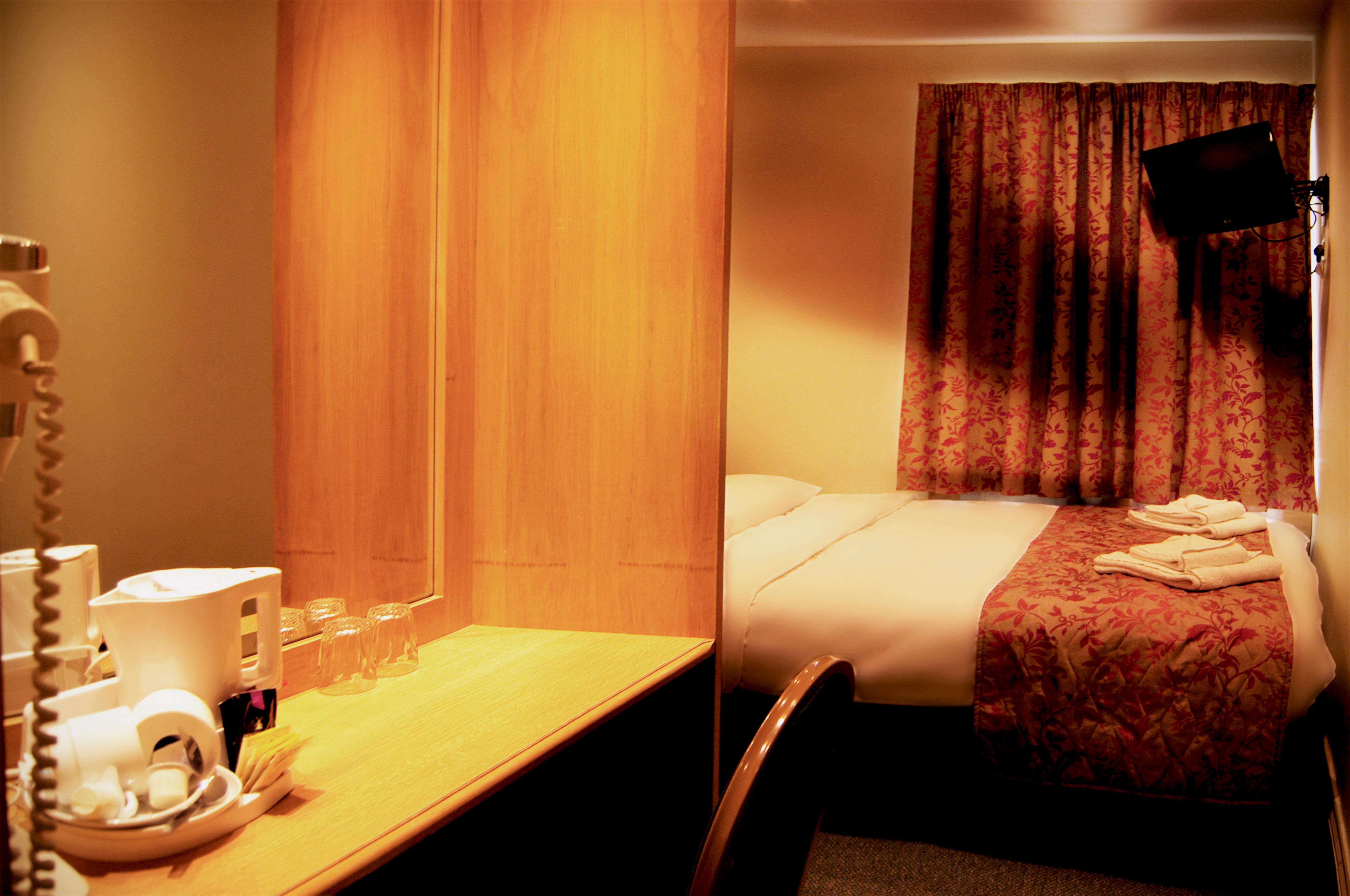 Westbury Hotel 37/57