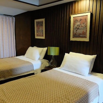 Hotel Siri 11/42
