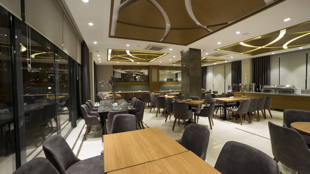 Md Barbaros Hotel 31/34