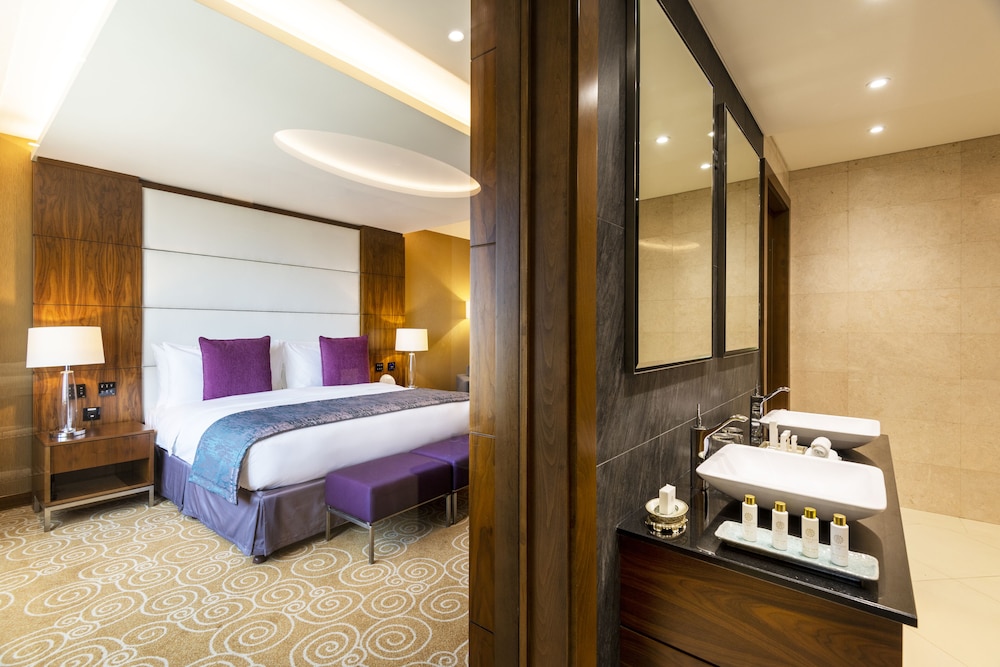 Crowne Plaza Muscat Oman Convention and Exhibition Centre (OCEC) 19/76