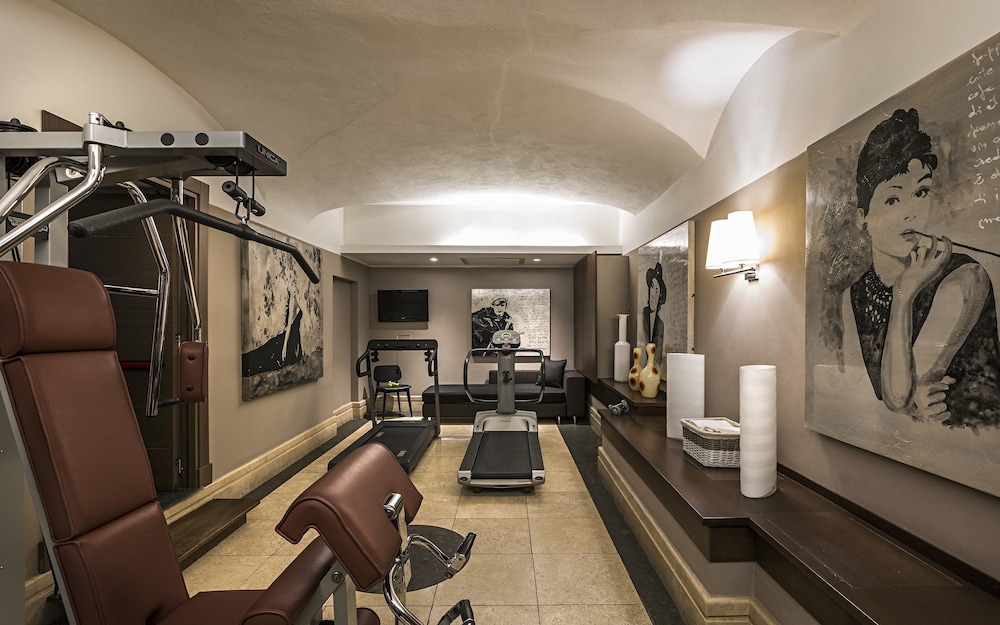 The Independent Hotel 33/62
