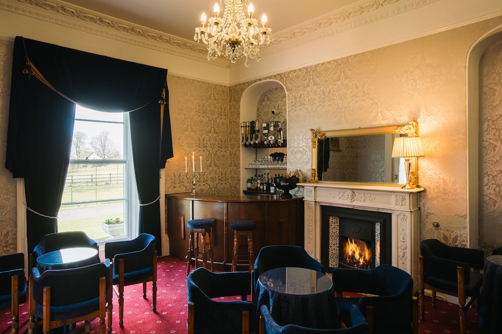 Elm Grove Country House 32/50