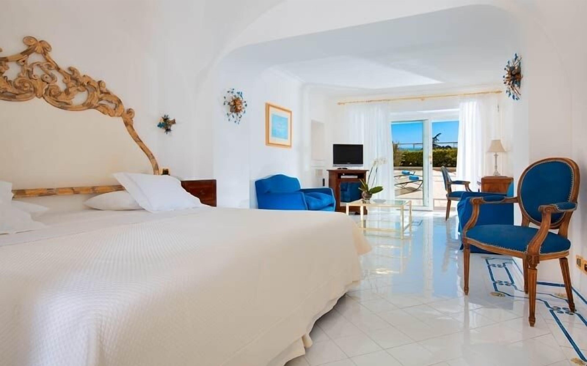 CLASSIC, DOUBLE BED, GARDEN VIEW