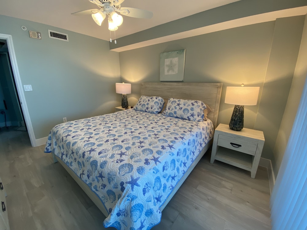 Lover's Key Resort by Check-In Vacation Rentals 19/70