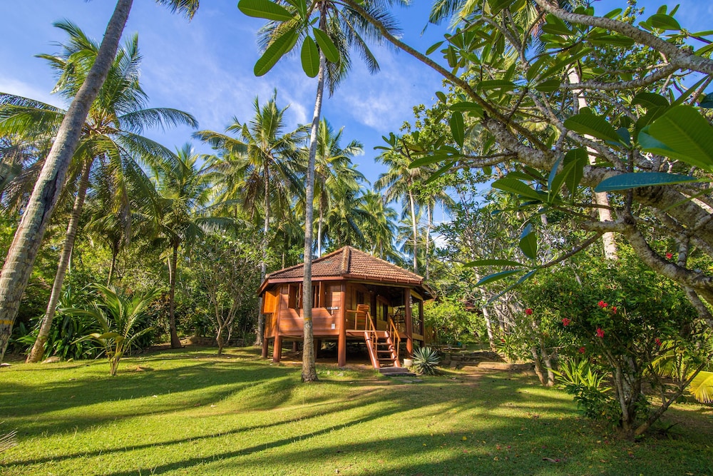 Palm Paradise Cabanas 26/33