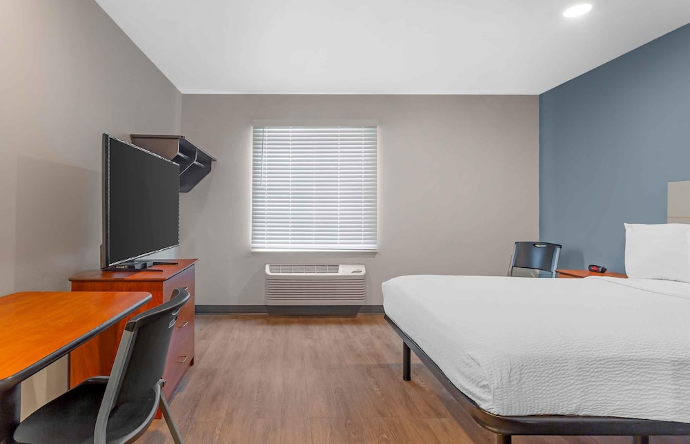STUDIO, SUITE, DOUBLE BED