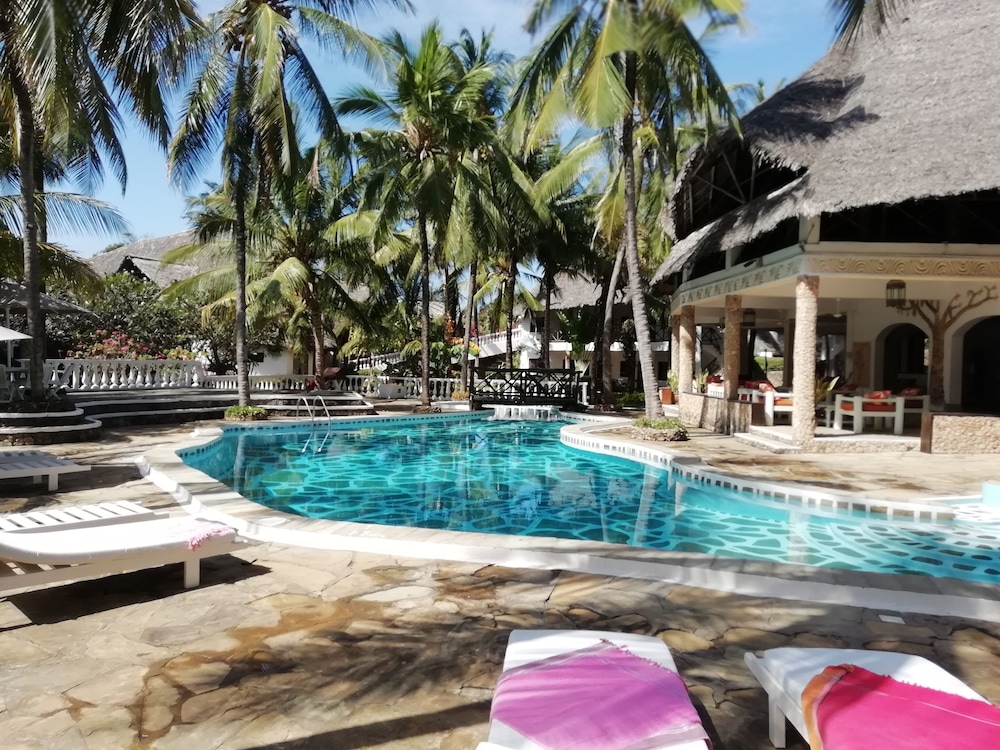 Aquarius Club International Resort - All Inclusive 38/40
