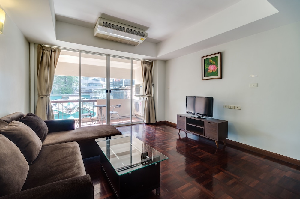Le Vanvarothai Saladaeng Residence 28/50