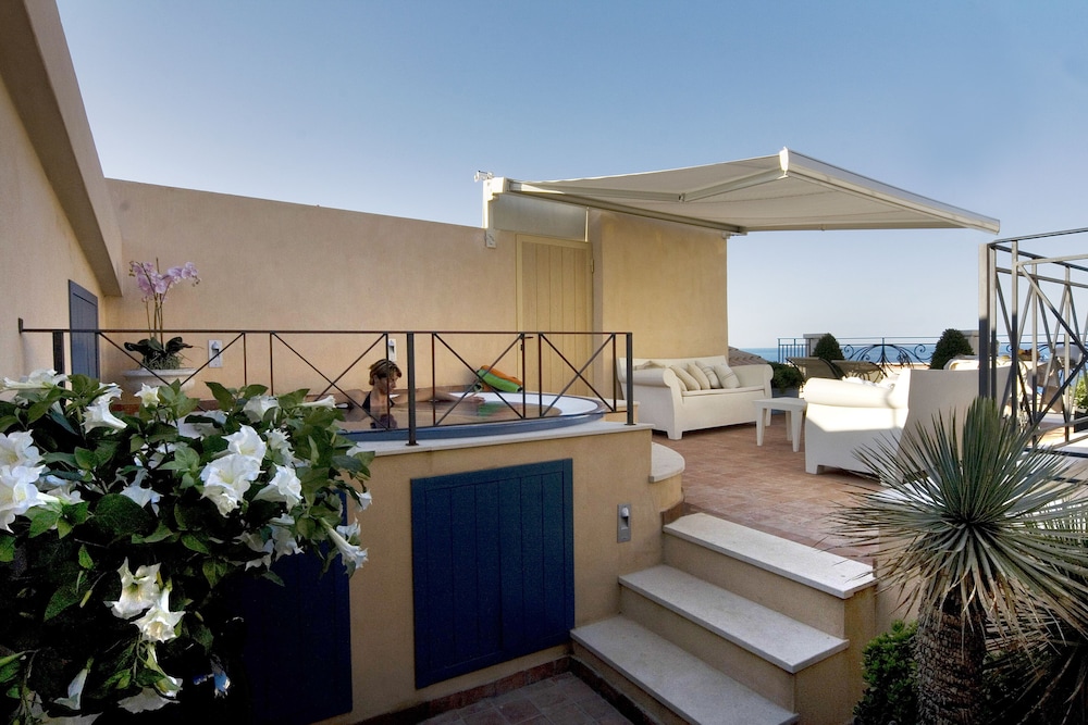 ALGILÀ ORTIGIA CHARME HOTEL 8/74
