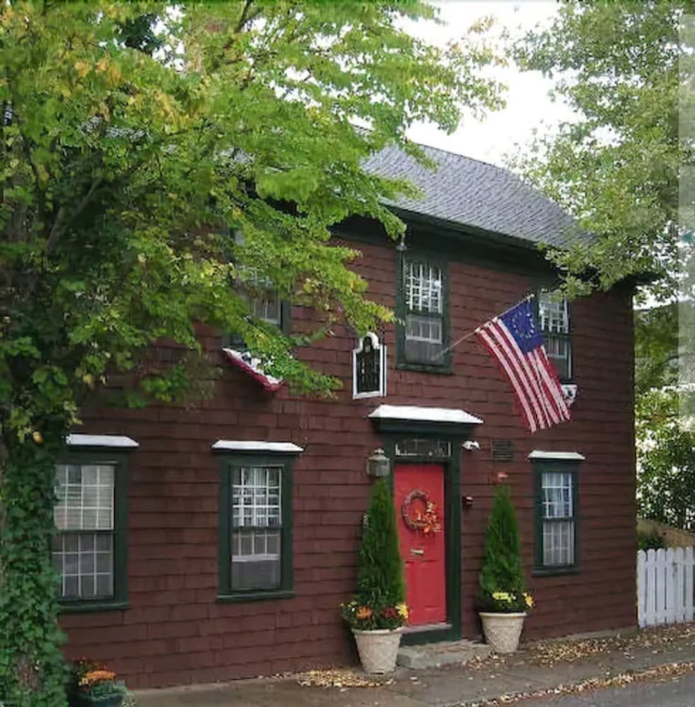 Melville House Newport 写真5