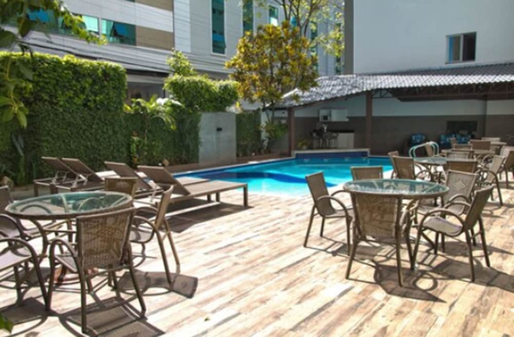 Hotel Gracher Praia 67/68
