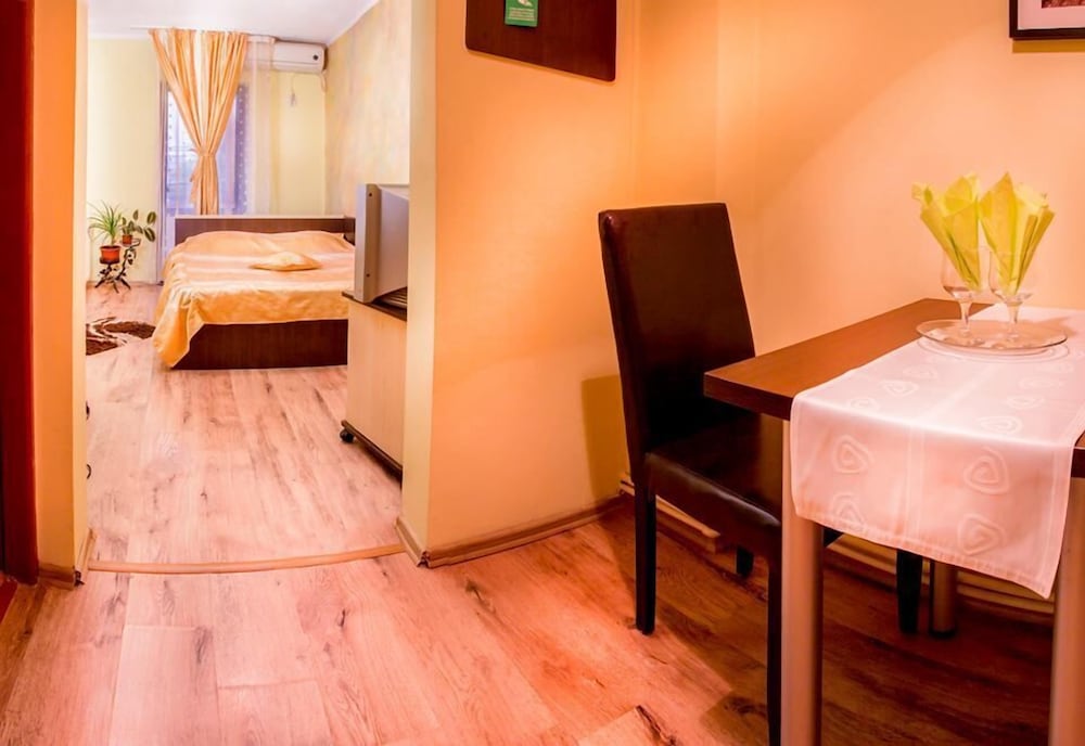 Hotel Eos Bucharest 25/32