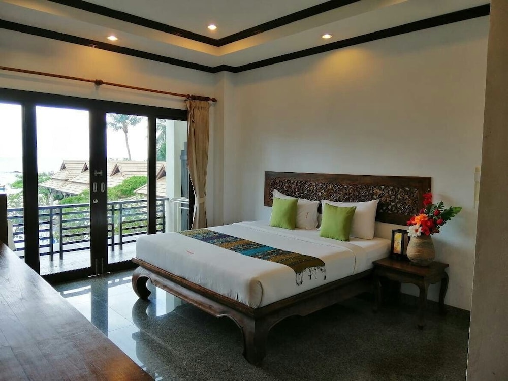 Poolsawat Villa 13/49