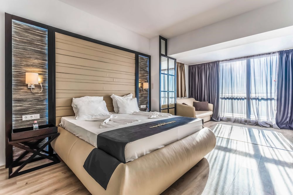 Prestige Deluxe Hotel Aquapark Club 25/76