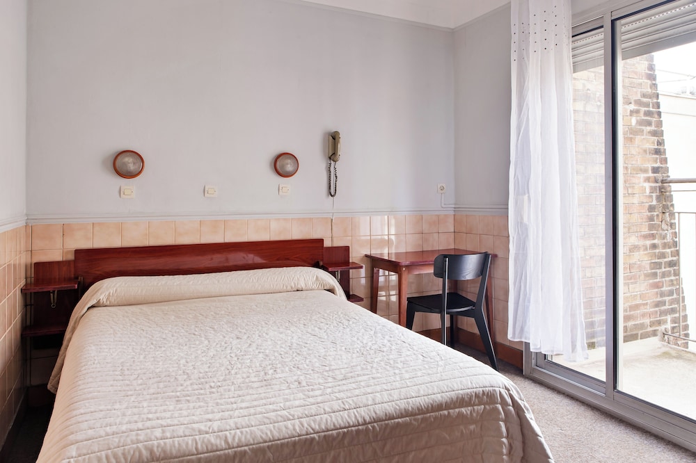 SUPERIOR, DOUBLE BED