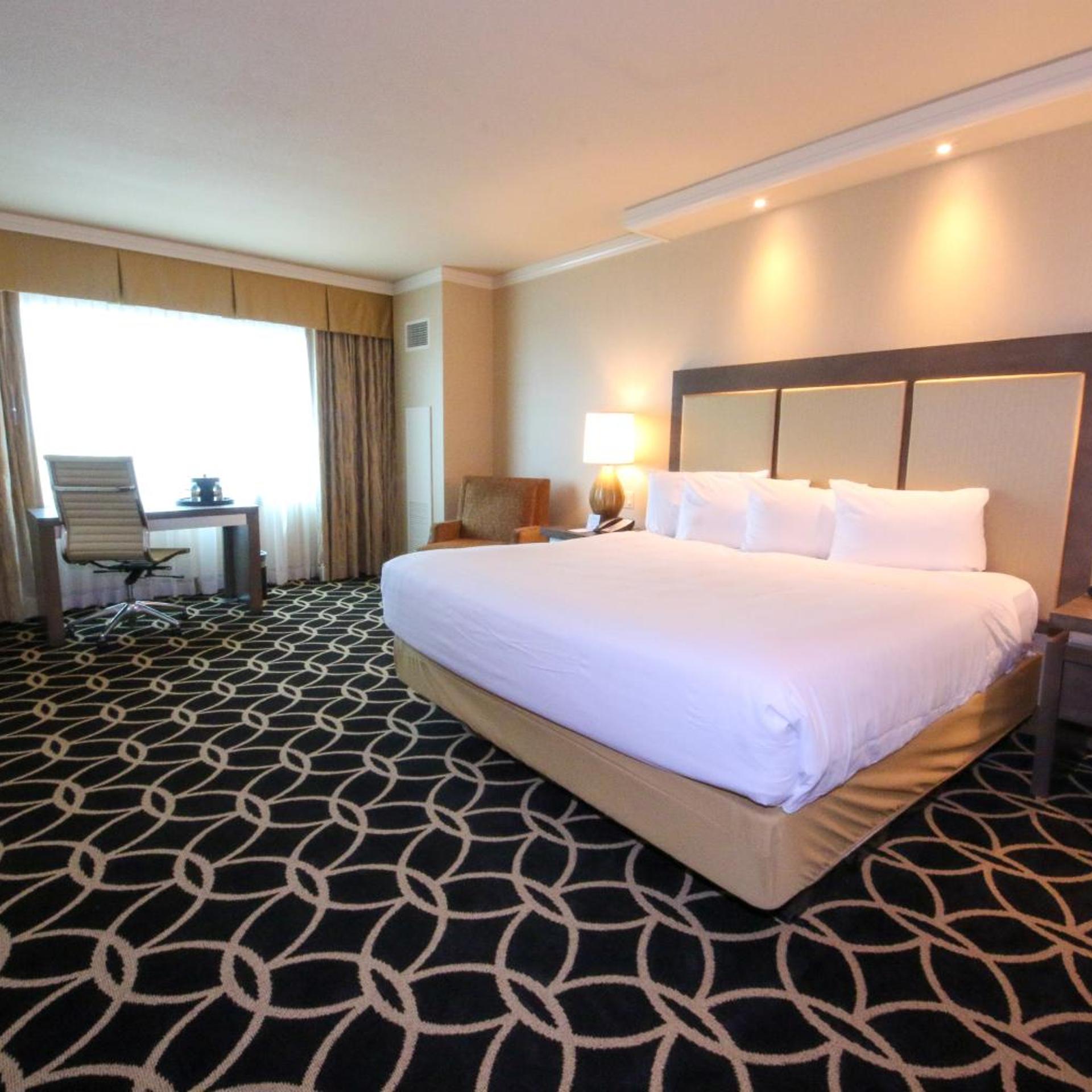 غرفة بريميوم بسرير كينج، Hollywood Casino St Louis 2/10