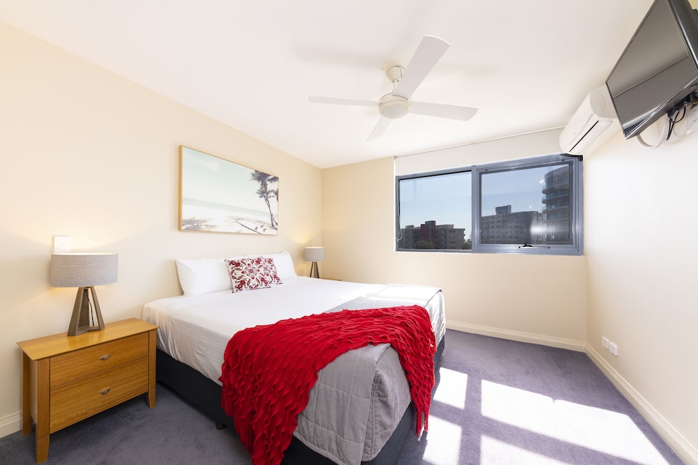 Sevan Apartments Forster 38/74
