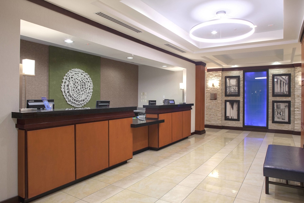 Fairfield Inn Suites By Marriott Montgomery Eastchase Pkwy 9/50