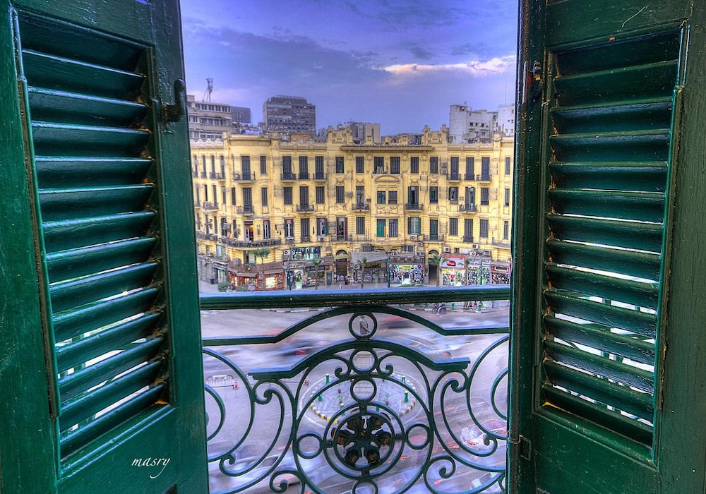 The Square Boutique Hotel 60/70