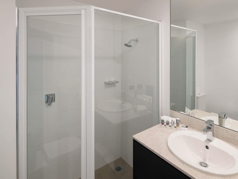 Mercure Sydney Manly Warringah 73/73