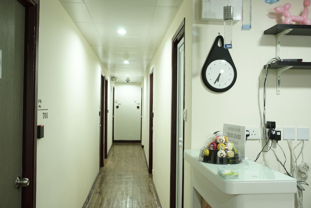 ALOHAS Hostel 7/37