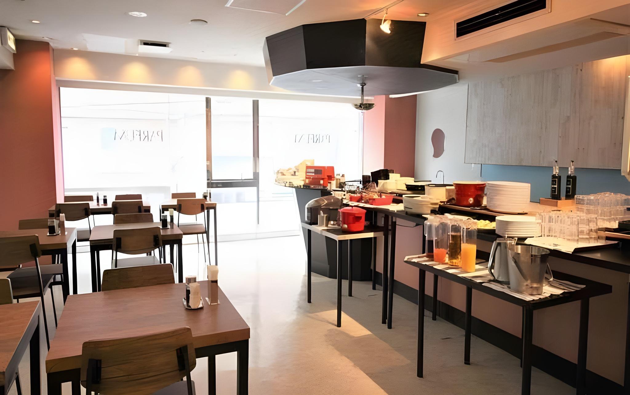 Fukuoka Arty Inn 42/53
