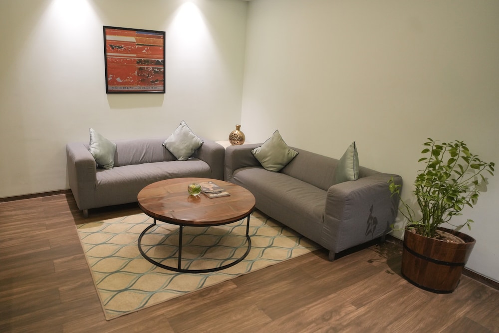 Gift City Club, a member of Radisson Individuals 26/46