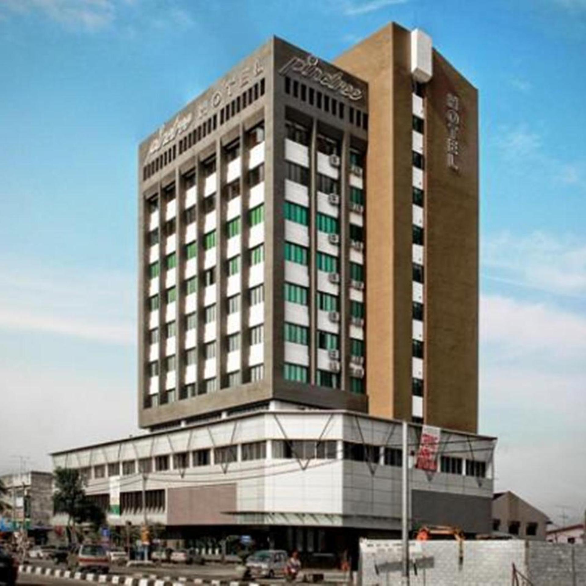 Pinetree Hotel 2/41