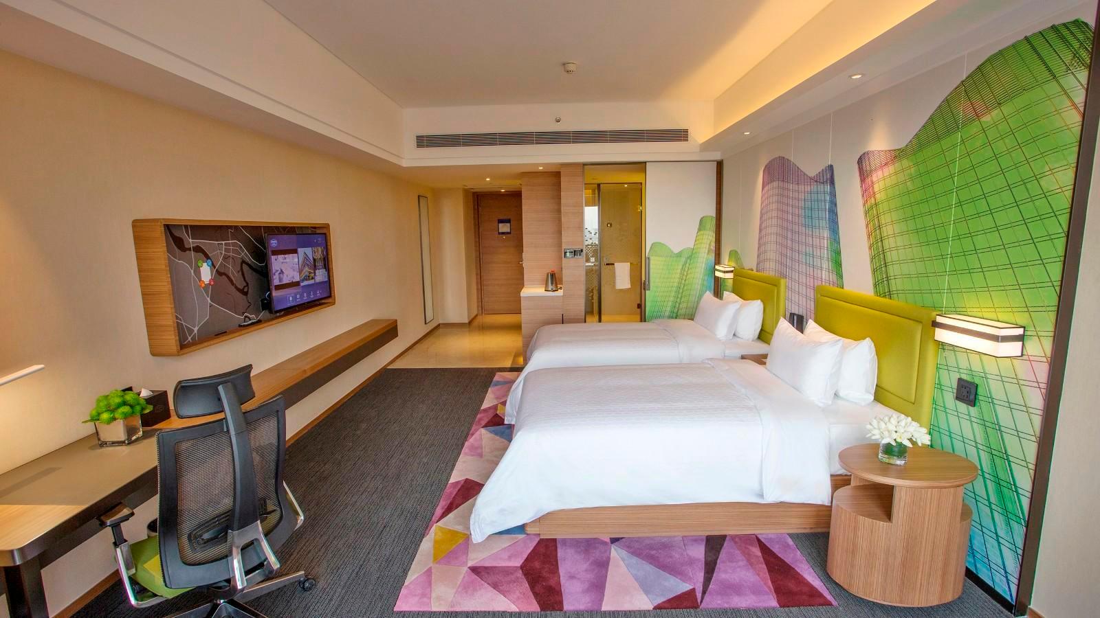 Deluxe, Twin Beds