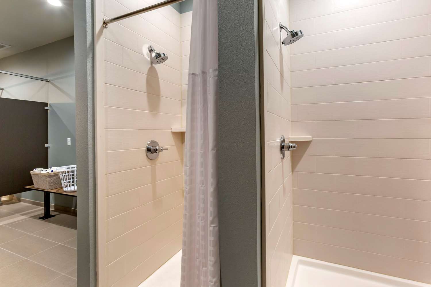 MainStay Suites Carlsbad South 13/13