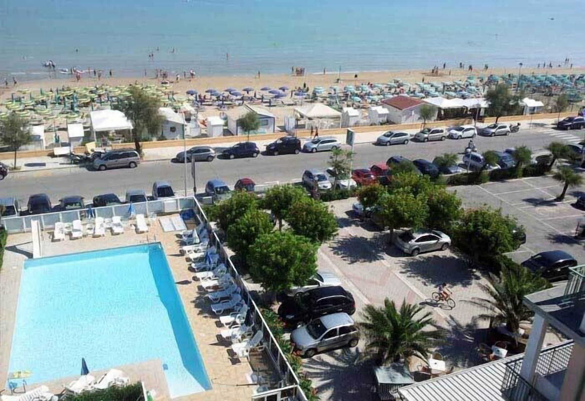 Hotel Roma 16/17